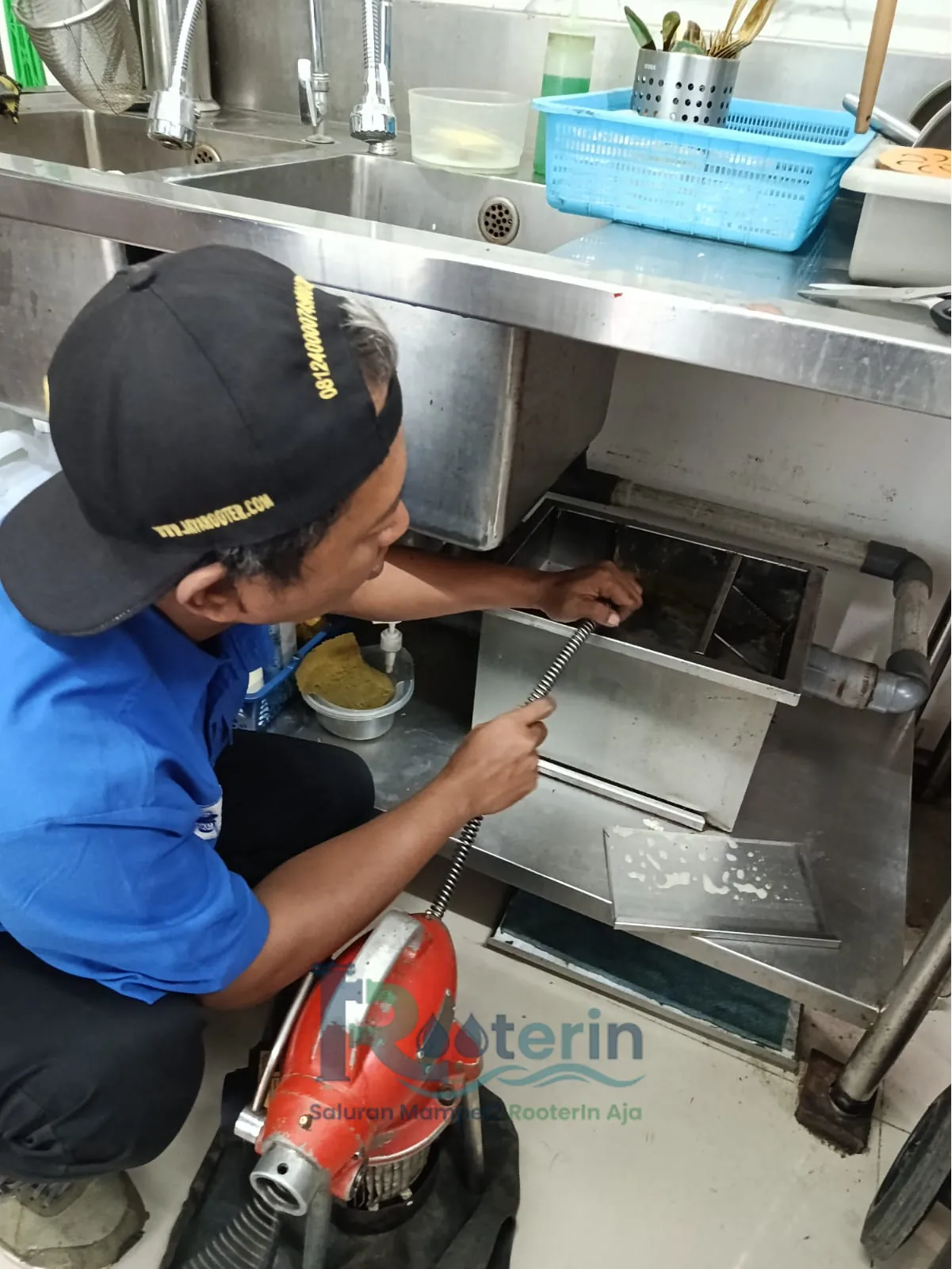 Pembersihan Grease Trap Lemak
